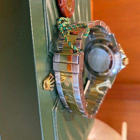 Rolex Submariner - Picture 4 of 7